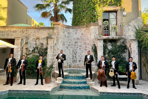 Mariachi Internacional Mi País