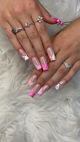 USA nails - Leicester
