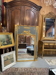 Photo n°5 de L'Atelier à Fronsac (Magasin d'antiquités)