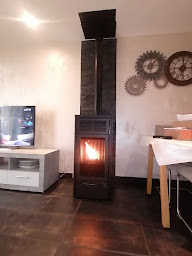 Photo n°12 de DOCTB Installateur Expert VELUX / POUJOULAT Poêle à granulés à Villeparisis (Fournisseur de fenêtres)