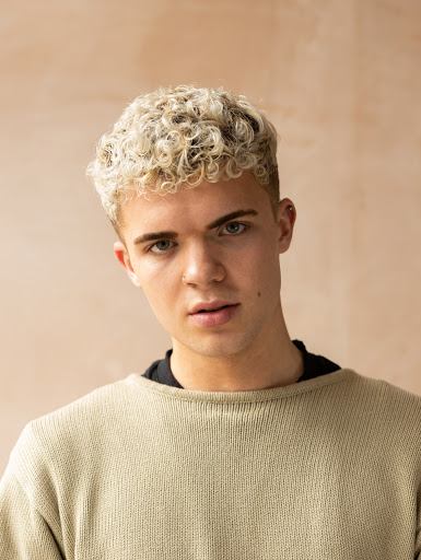 BLACC + BLOND - Visual