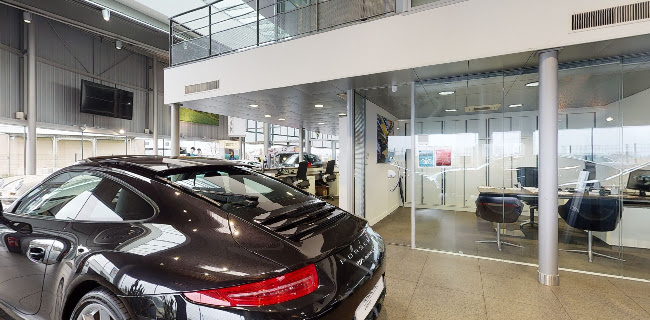 Centre Porsche Tours - Tours