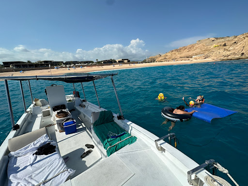 Chorizo Boat Tours - Thumbnail