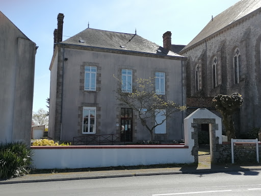 Public Library - Roussay - Thumbnail