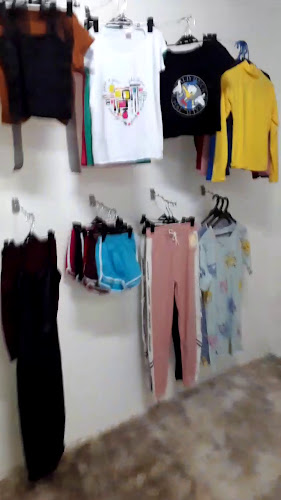 Opiniones de Peluqueria Bellezas Mady -familia Torres en Guayaquil - Barbería