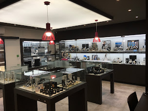 Photo n°5 de Bijouterie Carat Ctère à Landerneau (Bijoutier)