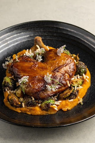 Workshop Kitchen & Bar by null