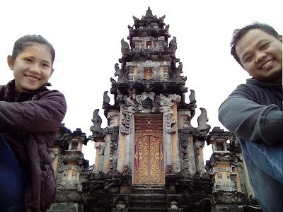 Photos of Pura Desa Giri Jati