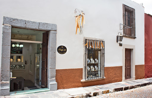 Linaje .925 Fine Jewelry