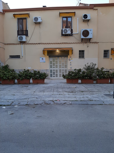 Studio Odontoiatrico Associato Dott. Garaffa - Dott. Tela Gallery - Italy