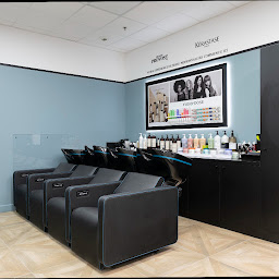 Photo n°8 de Franck Provost - Coiffeur Saint Pierre du Mont à Saint-Pierre-du-Mont (Magasin de cosmétiques)