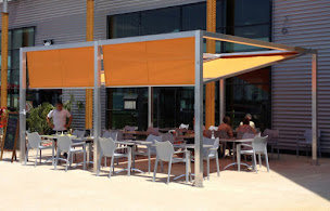 Photo n°17 de Stores de France à Salles-sur-Mer (Magasin de stores et de rideaux)