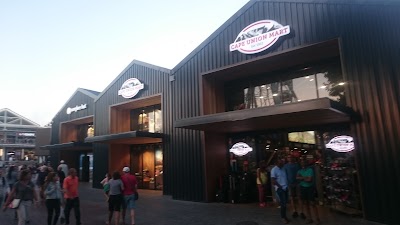 Photos of Cape Union Mart Victoria Wharf