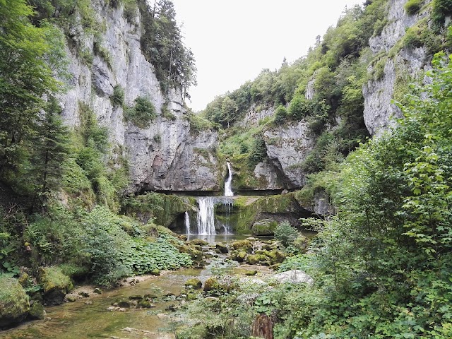 Cascade De La Billaude Ou Saut Claude Roy