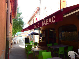 Photo n°7 de Restaurant La Cascade à Sillans-la-Cascade (Bar-tabac)