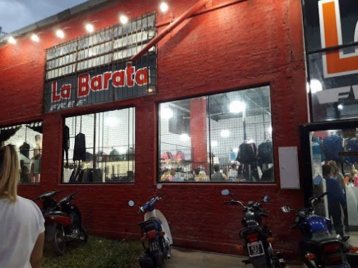 La Barata Free Shop, Author: Pablo Ayala