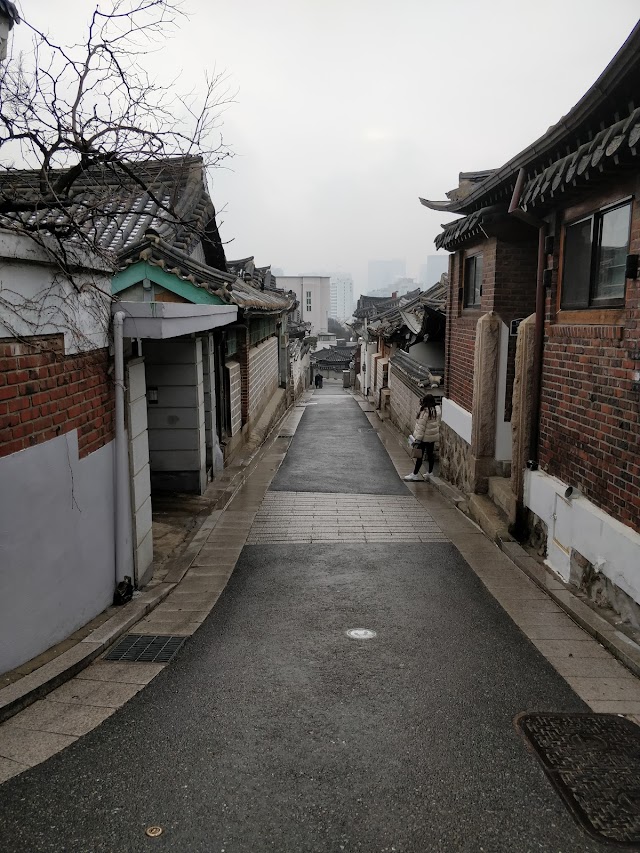 Bukchon Hanok Village