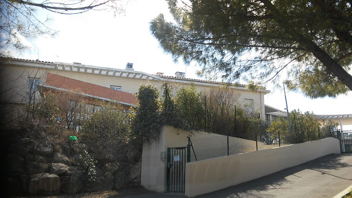 Photo de Résidence L'Oustau de Léo - emeis à Châteauneuf-de-Gadagne (84470)
