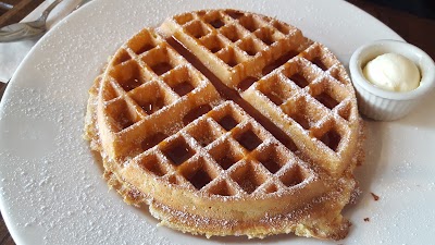 Photos of Outlook Inn and New Leaf Cafe on Orcas Island