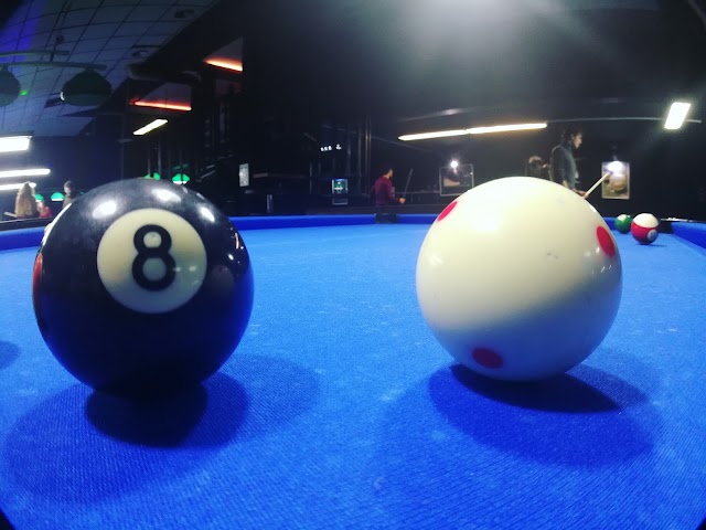 club 8&9 (billard voltaire)