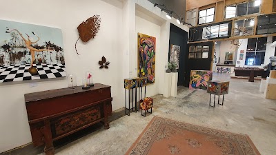SHE Art Gallery