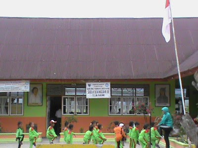 Photos of SDN 09 Teluk Bakung