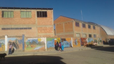 Photos of Unidad Educativa "Oscar Alfaro"