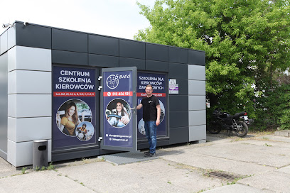 OSK 5 BIEG | Szkoła jazdy Poznań | Kat. AM, A1, A2, A, B, B+E, C, C+E, D | Szkolenia dla kierowców zawodowych