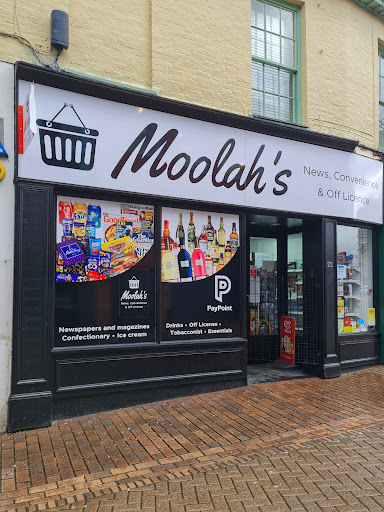 Moolah's - Visual