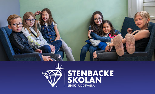 Stenbackeskolan