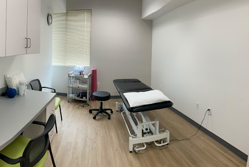 FYZICAL Therapy & Balance Centers - University Parkway - Thumbnail