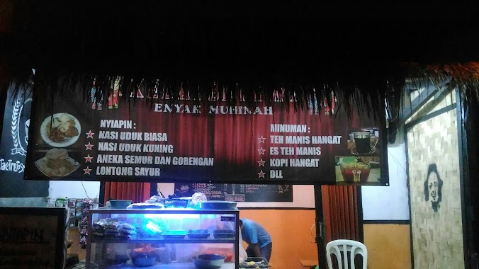 Kedai Betawi Enya Muhinah, Author: Poe Gobert