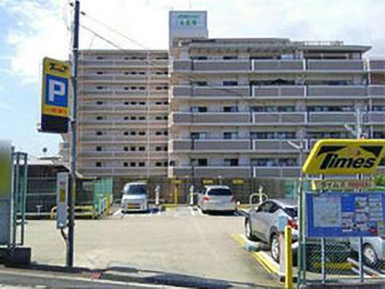 タイムズ香里園駅前第４