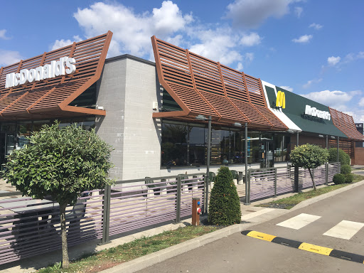 Photo 7 - Burger King