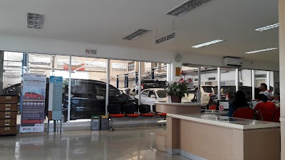 Car Dealer