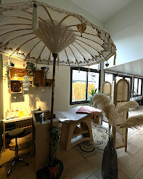 Photo n°4 de A Pauliine Hair - Coiffeur Châteauroux à Châteauroux (Salon de manucure)