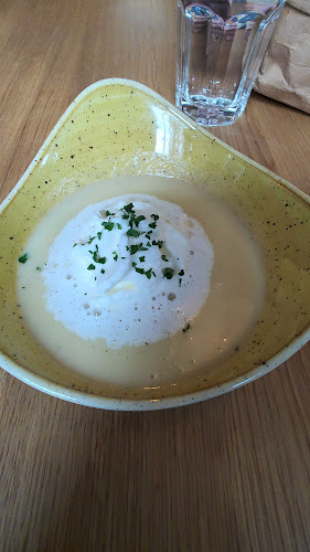 PRESSWERK GASTRONOMIE & EVENTHALLE