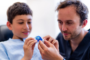Photo n°8 de Cabinet Orthodontie du Dr Armand BIRGY, Elisa Rumiz et Emma Bismuth à Châtenay-Malabry (Orthodontiste)