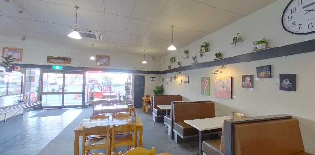 Table Talk Cafe - Coffee shop