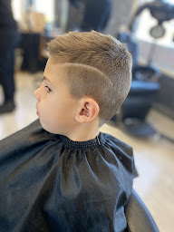 Photo n°10 de Coreade Coiffure à Maubec (Salon de coiffure)