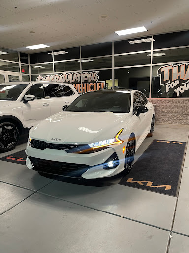 Earnhardt Peoria Kia - Thumbnail