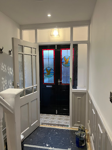 M.Oliver Decorating - Visual