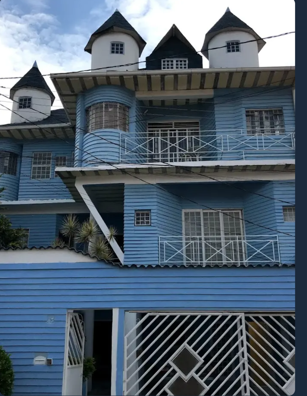 Pension Blue Mansion