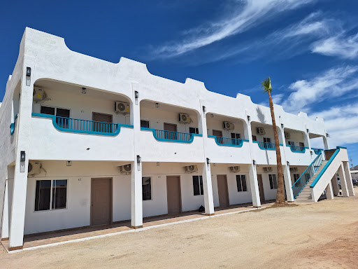 Seaside Hotel & Victor's RV Park