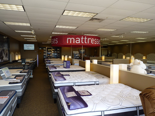 Bear's Mattress 1st Cranberry - Thumbnail