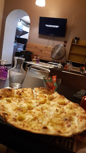 Photo 3 - Past'a Pizza