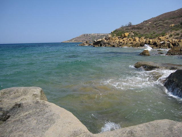 Ghajn Barrani Bay