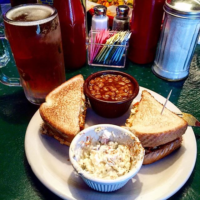 The Bar-B-Q Shop
