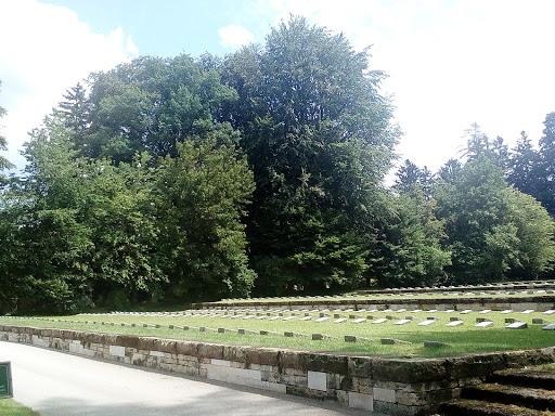 Ehrenfriedhof für die Opfer des KZ Dachau - Thumbnail
