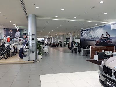 Photos of AGMC - BMW Dubai Showroom